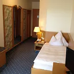 Hohenzollern Hotel 3*