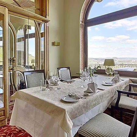 Hohenzollern Hotel 3*